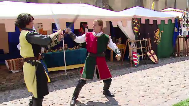 Sarbatoare la Sighisoara. 30.000 de turisti sunt asteptati in acest weekend la un Festival Medieval, vestit in toata lumea