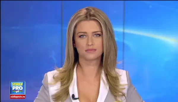 Fenomen spectaculos la Baile Felix. Nuferii de aici au atins proportii impresionante, spre bucuria turistilor