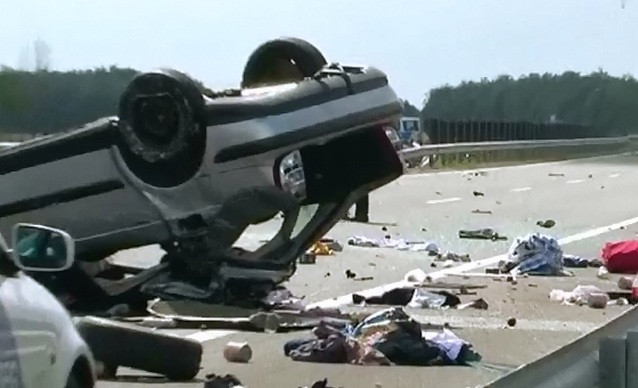 Un roman a murit si alti patru au fost raniti in urma unui accident rutier in Ungaria