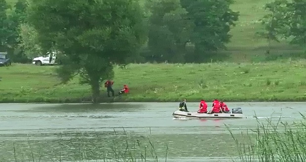 Operatiune dramatica de salvare pe Crisul Repede, in Oradea. Un baiat, scapat de la moarte in ultimul moment