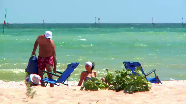 Locul unde Marea Neagra are culoarea smaraldului. Turistii sunt incantati: "O zona extraordinara, marea e mai pura"