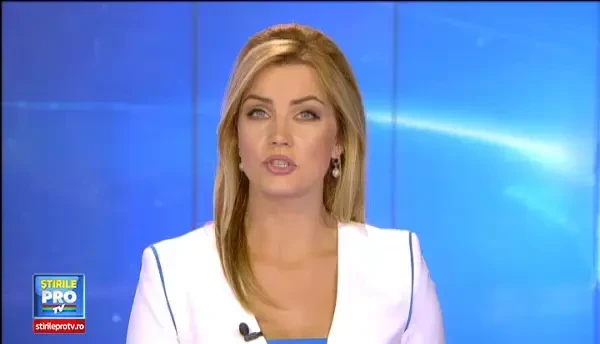 In Prahova, oamenii si-au gasit masinile ingropate in pietris si noroi. Imaginile dezastrului provocat de o viitura. VIDEO