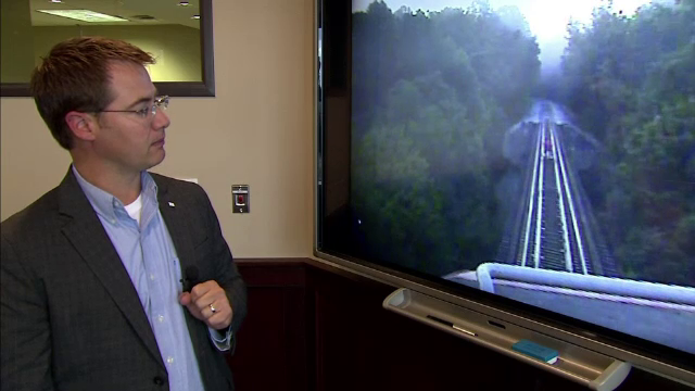 Doua femei din Statele Unite s-au aruncat intre sinele unui tren. Gestul le-a salvat viata