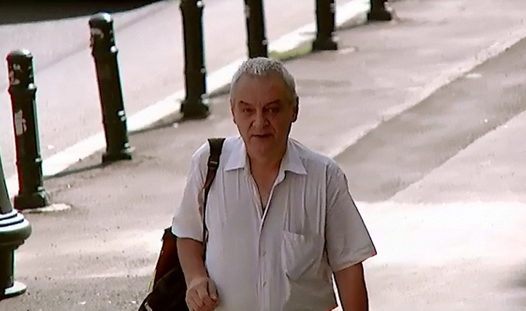 Regizorul Mihnea Columbeanu, pe care procurorii DIICOT l-au acuzat de pornografie infantila, a fost arestat preventiv