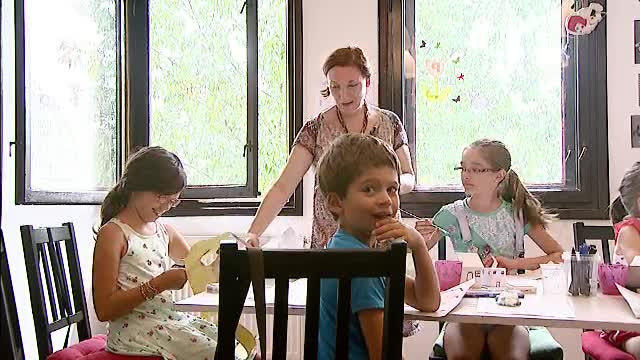 Atelierele de creatie pentru copii, o afacere profitabila pe timp de vara. Ce cursuri pot lua cei mici