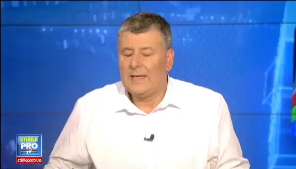 Barbatul din Suceava, suspectat ca a ucis trei surori, este in greva foamei de trei saptamani. A lesinat in sala de judecata