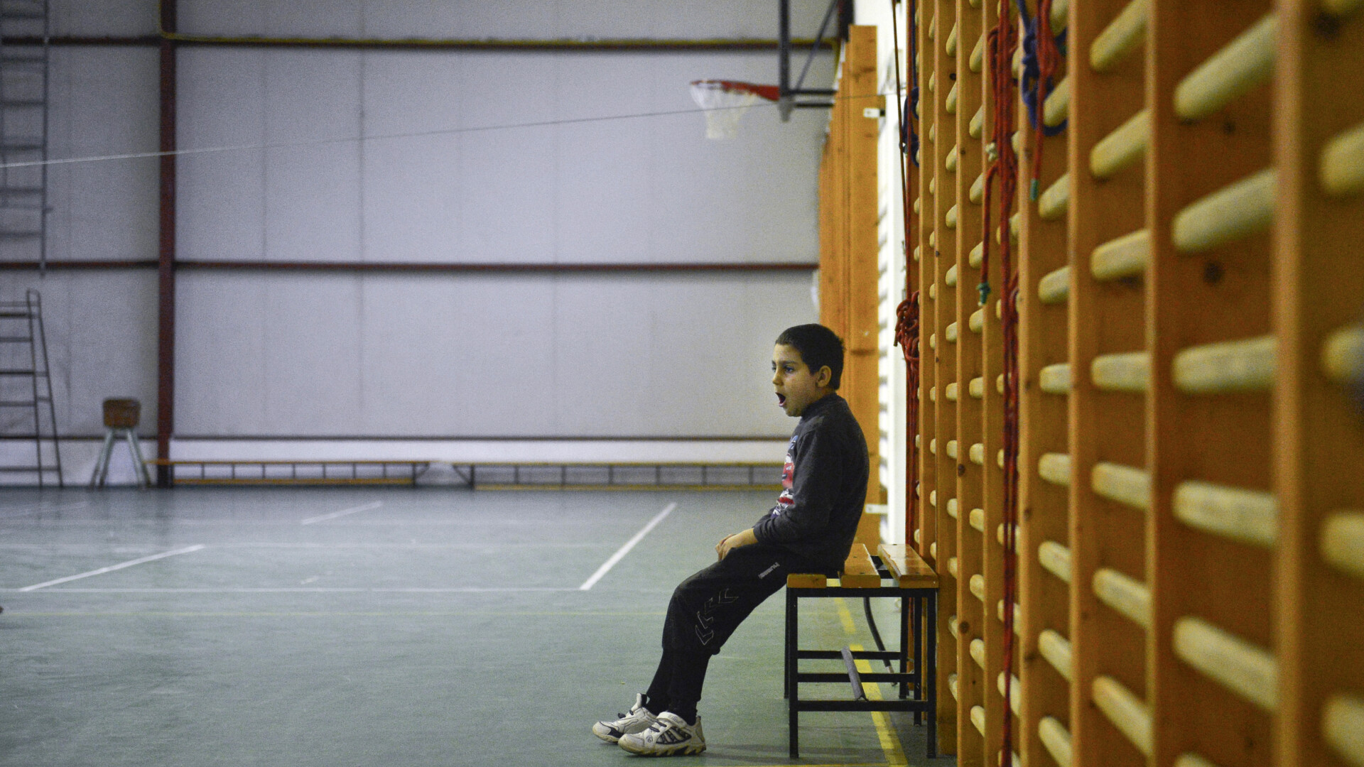 Szobi Cseh si povestea din spatele cascadoriilor. Cum le-a schimbat viata celor mai amarati dintre copiii Romaniei