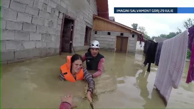 Inundatii in Novaci