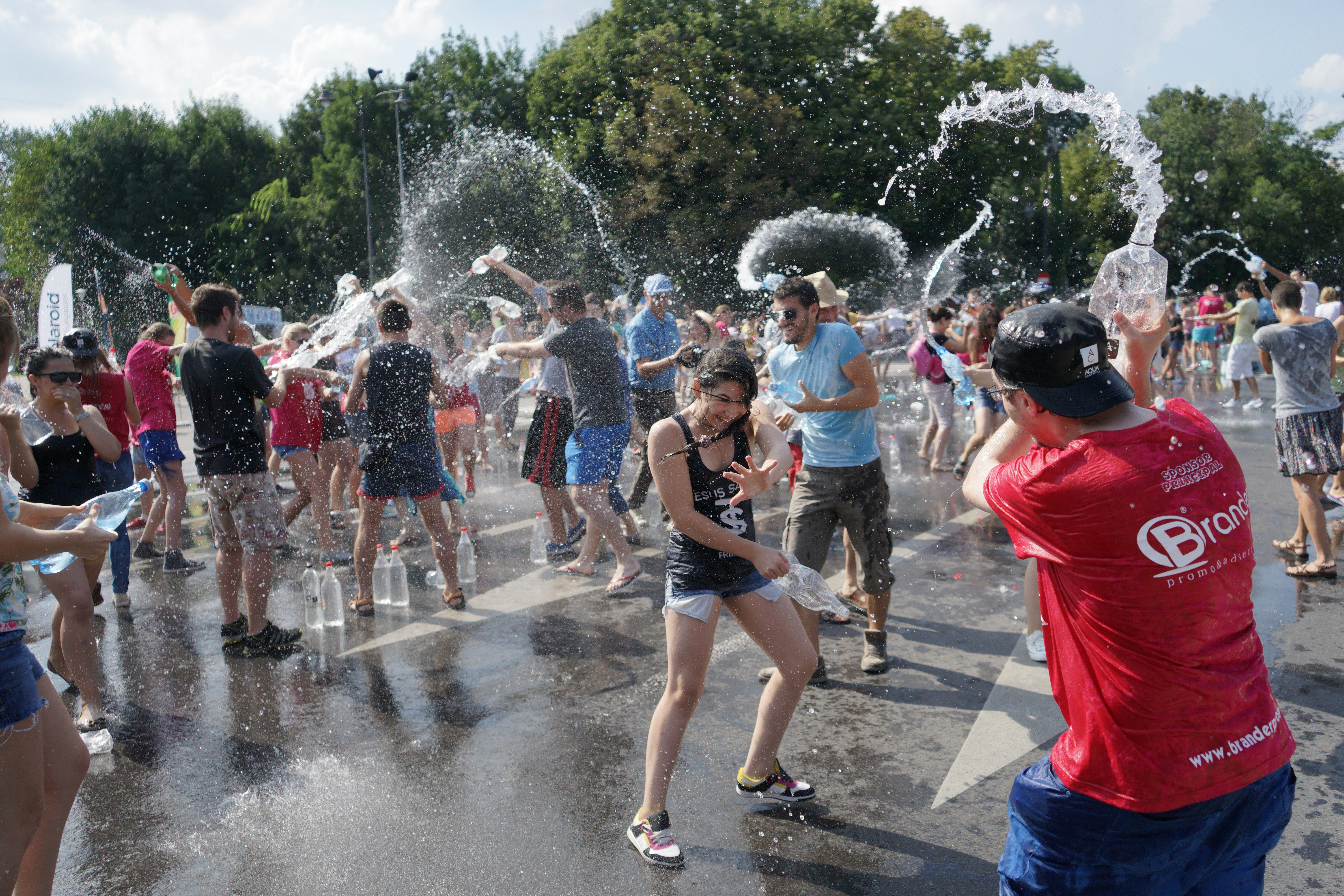Temperaturile cresc pana la 37 de grade pana miercuri. Ce anunta meteorologii pentru aceasta saptamana