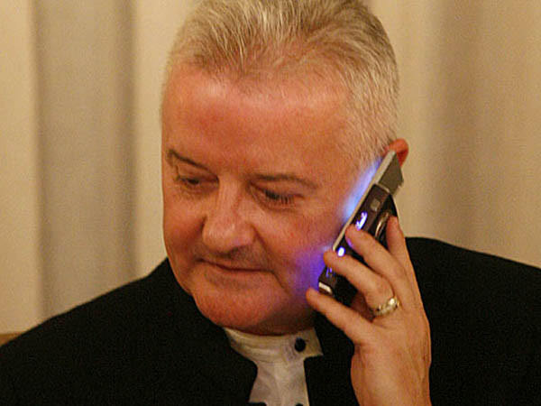 Irinel Columbeanu a scos o sculptura la licitatie, dar s-a razgandit. De ce ar fi dat inapoi omul de afaceri