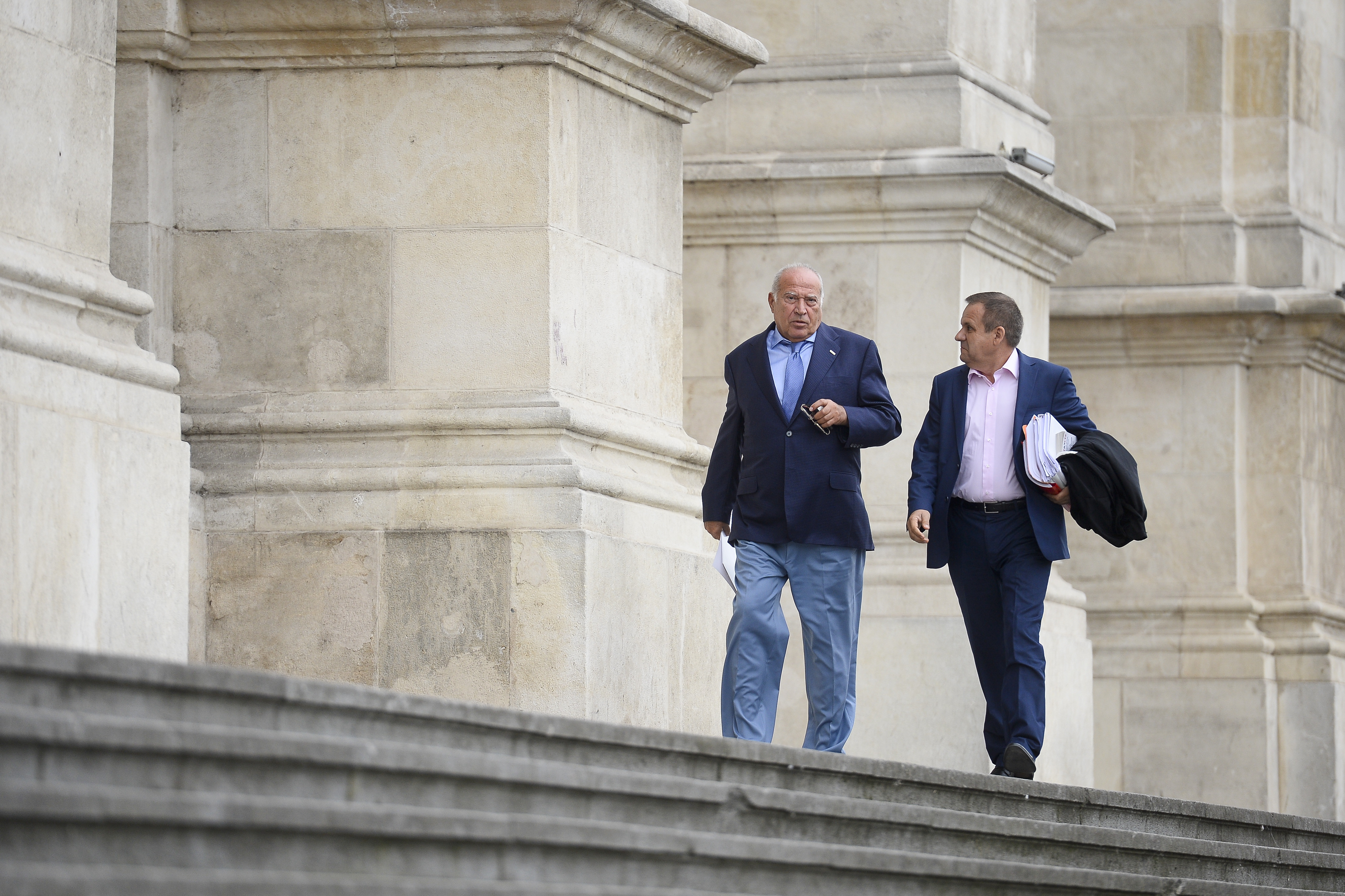 Dupa 6 ani de termene, procesul privatizarii ICA s-a terminat. Voiculescu: "Procurorul a mintit cu nerusinare judecatorul"