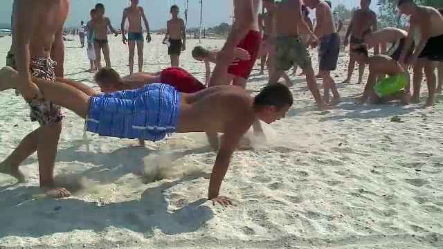 Ofertele la care copiii au visat un an intreg. Cat costa sa-ti lasi copilul o saptamana in tabara la Navodari sau Costinesti