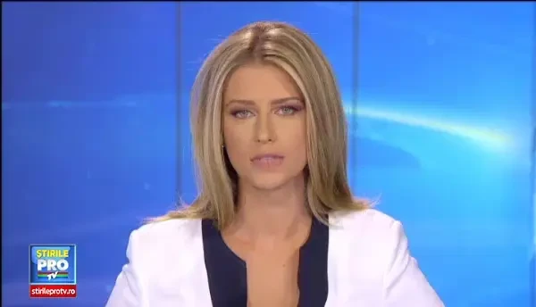 Adina Buzatu este urmarita penal. Creatoarea de moda este acuzata de evaziune fiscala