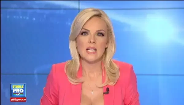 Oamenii-Cyborg. Cum arata barbatul care si-a implantat in creier o antena ca sa diferentieze culorile