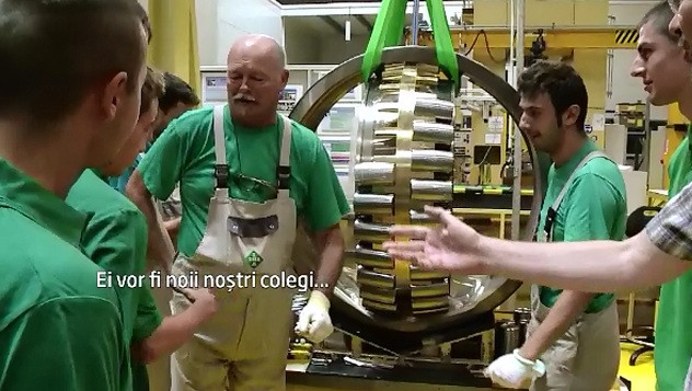 Concurenta mare la admiterea in scolile profesionale. La Brasov, 10 companii au infiintat scoala pentru viitorii angajati