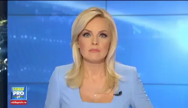 Baiatul de 18 ani care si-a ucis tatal in bataie risca 25 de ani de inchisoare. Vecinii: Statea toata noaptea la calculator