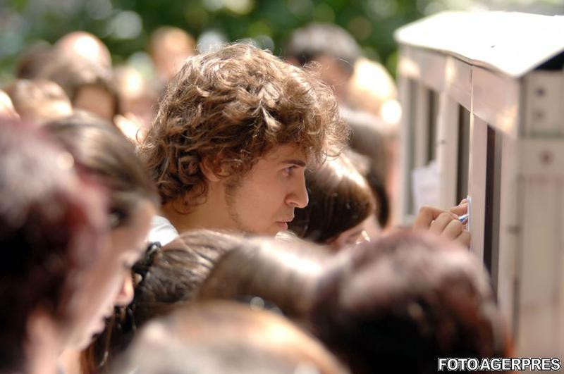 Subiecte Bac-ul olimpicilor 2015. Absolventii de liceu au sustinut examenul la Limba si Literatura Romana