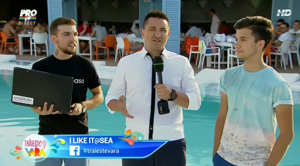 "Scuze, cred ca ti-a cazut telefonul!" Ce urmeaza dupa aceasta replica este fabulos. Cum au reactionat trecatorii