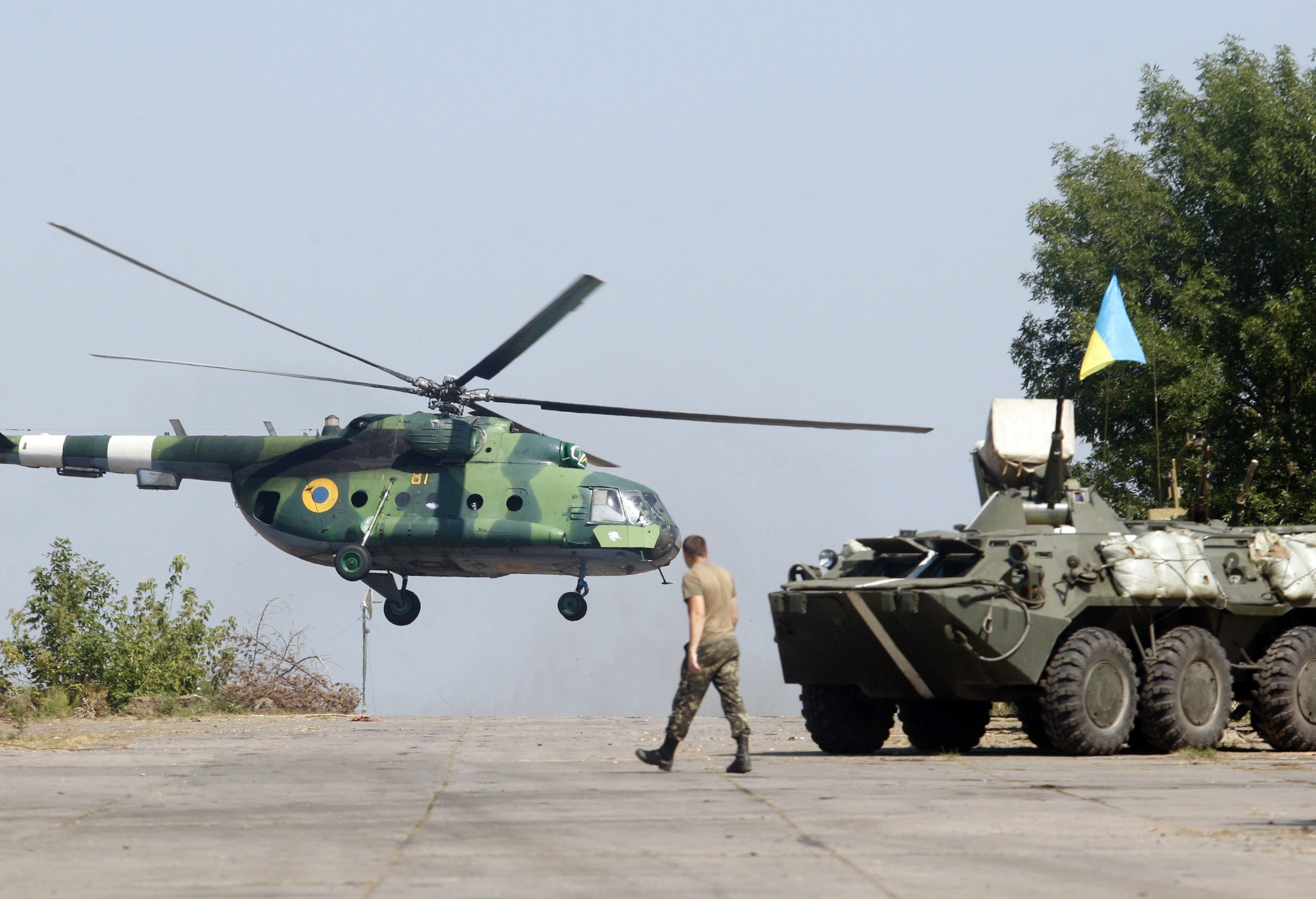 Criza in Ucraina. Armata ucraineana a inconjurat orasul Donetk. Insurgentii prorusi sunt dispusi sa accepte un armistitiu