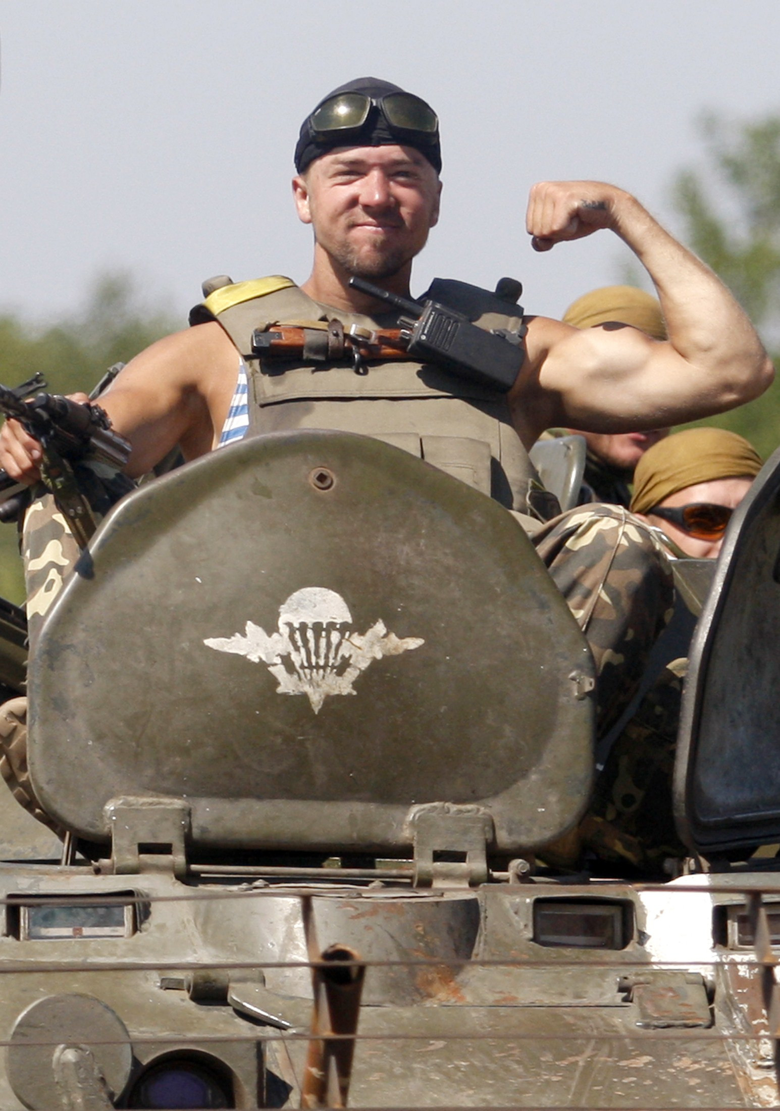 Porosenko s-a razgandit: "Situatia este dificila, dar sub control". SUA trimit forte armate in Europa de Est. LIVE UPDATE