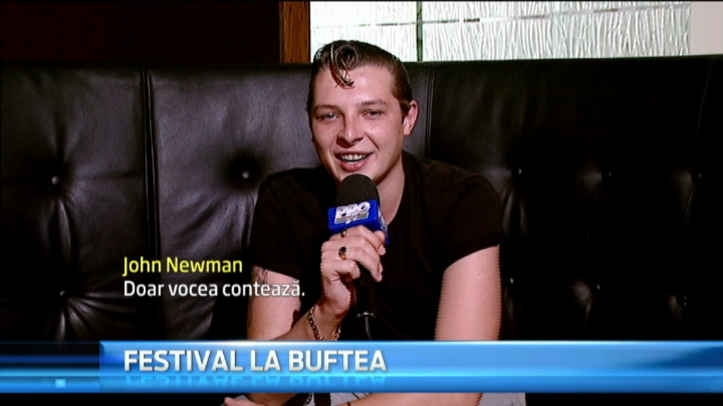 John Newman a facut 10.000 de oameni sa cante la unison. Ce mesaj le-a transmis artistul concurentilor de la "Vocea Romaniei"