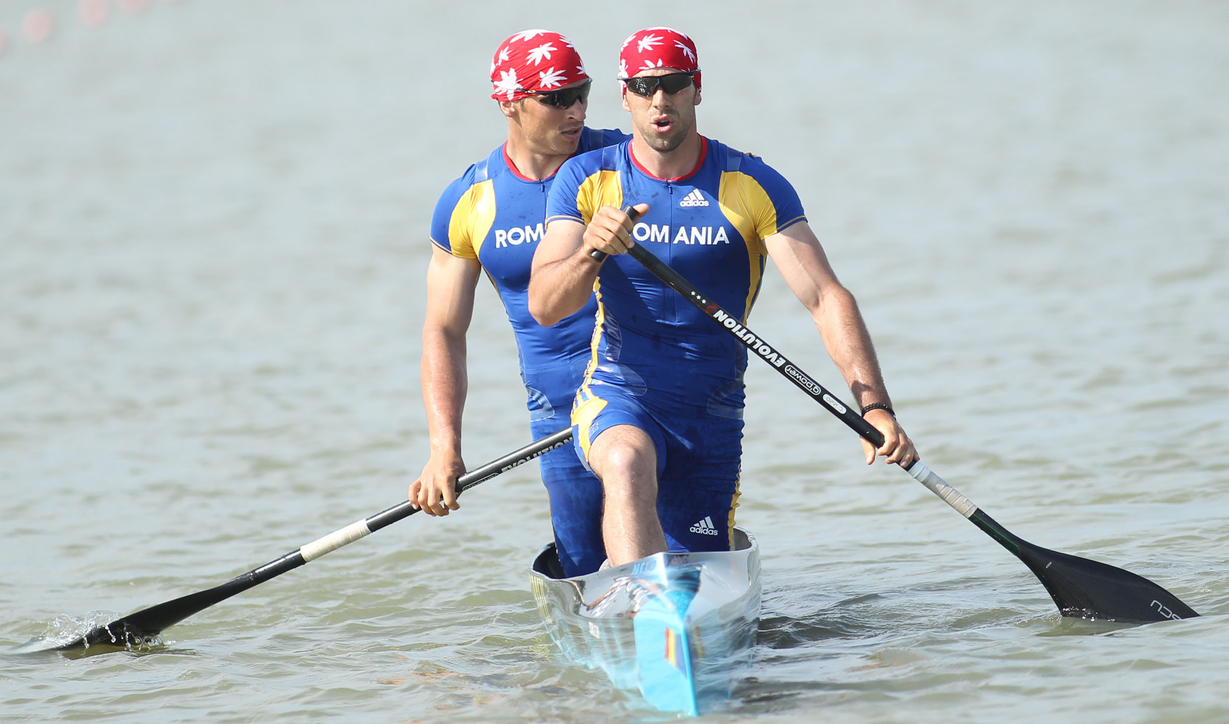 Liviu Dumitrescu si Victor Mihalachi, campioni mondiali la canoe dublu, in proba de 1000 de metri