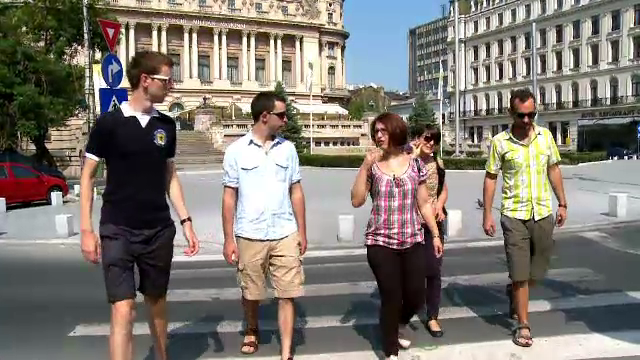 "Greeterii", ghizii care le arata gratuit strainilor Bucurestiul. Ce castiga din acest hobby