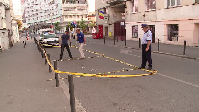 Incaierare cu focuri de arma, intre doua grupuri de tineri, in Cluj. Scandalul a pornit intr-un club de manele din oras
