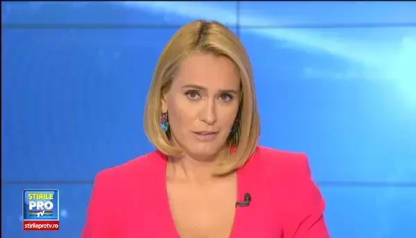 ANIMATIE GRAFICA: Siamezele nascute in Brasov au fost operate cu succes. Medicii, uimiti de pozitia nefireasca a copiilor