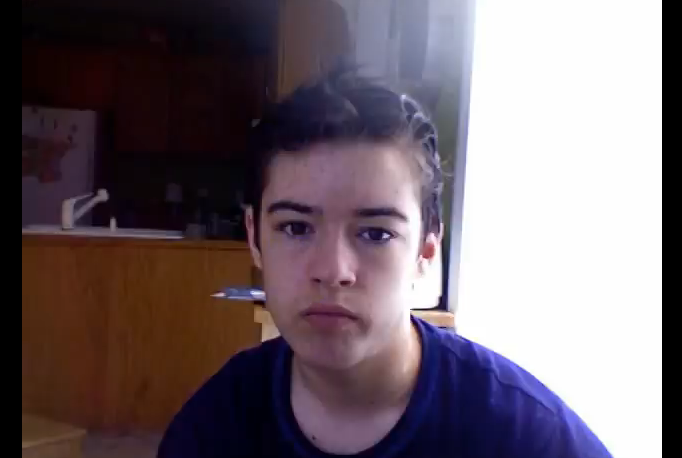 Un selfie in fiecare zi, timp de sapte ani. Transformarea unui copil de 12 ani intr-un adolescent de 19 ani