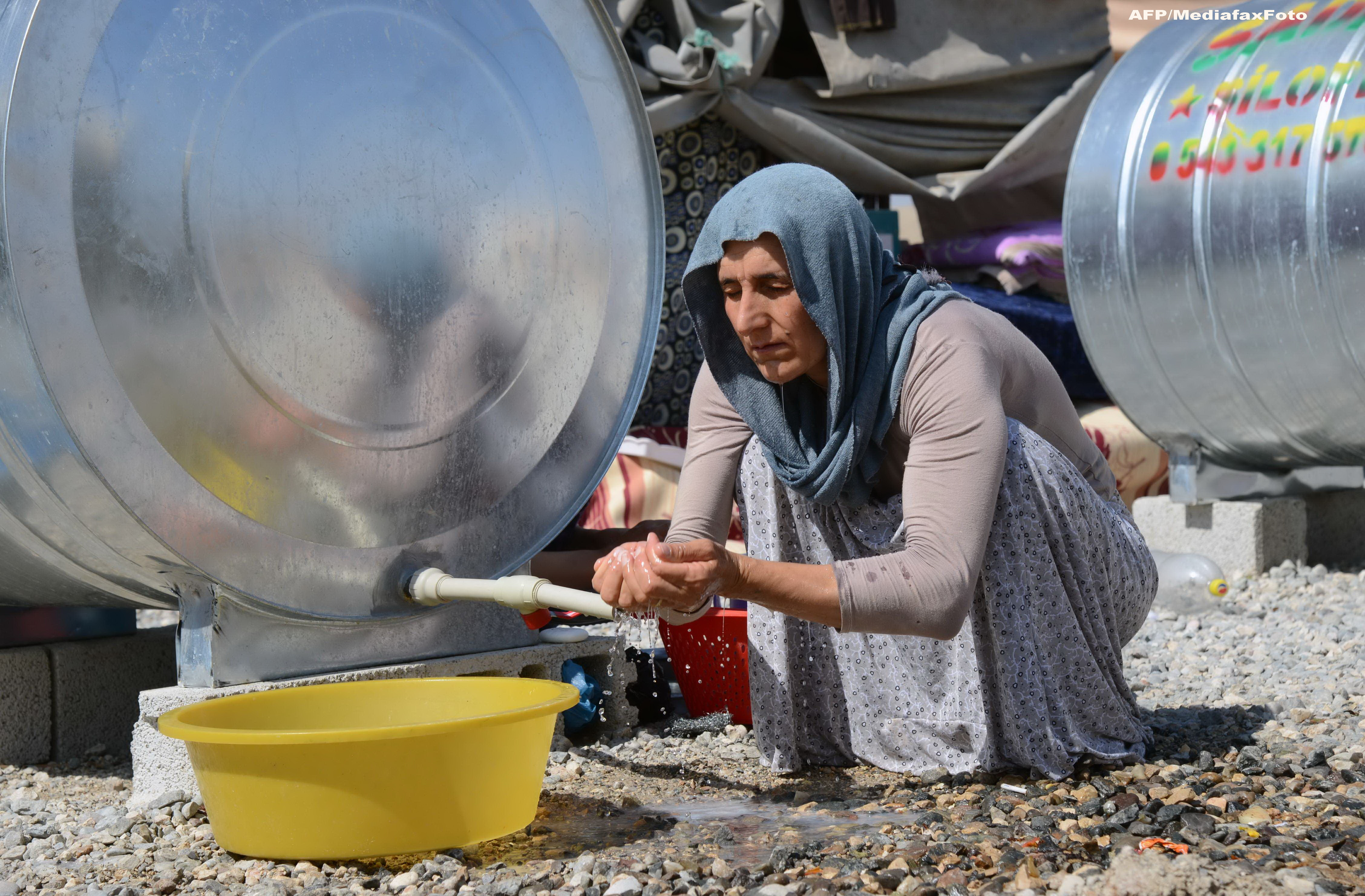 Aproape 3.500 de imigranti clandestini, recuperati din Marea Mediterana intr-o singura zi