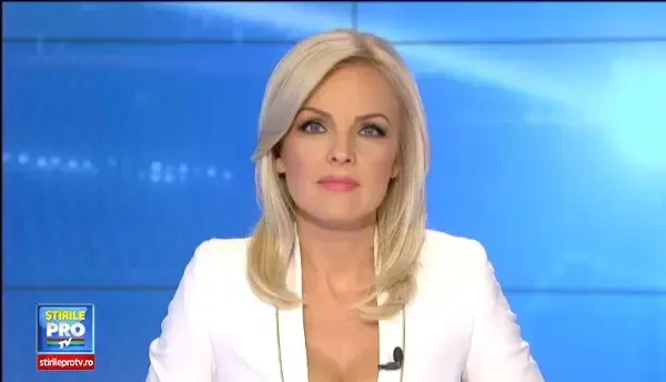 Jackie Chan neaga ca si-a fi anuntat retragerea din lumea filmului. Engleza mea nu este foarte clara