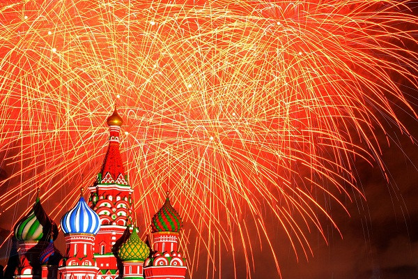 E mai mare ca Pluto, are 9 fusuri orare si detine jumatate din rezerva de uraniu a Terrei. 10 lucruri uimitoare despre Rusia