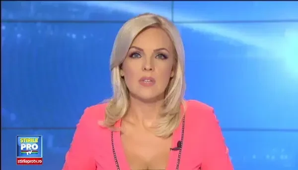 Incident grav pe Autostrada Soarelui. O masina in care se aflau trei persoane a fost cuprinsa de flacari