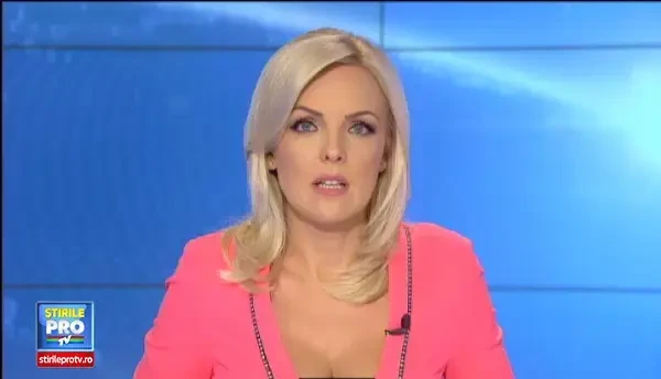 Un tanar a fost ucis de taurul pe care-l crestea in curte. Victima asculta muzica si nu a auzit animalul