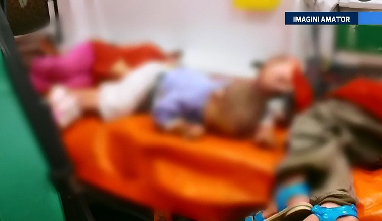 Mama copiilor gasiti abandonati in spatele Catedralei din Timisoara s-a incurcat in explicatii. Femeia risca inchisoarea