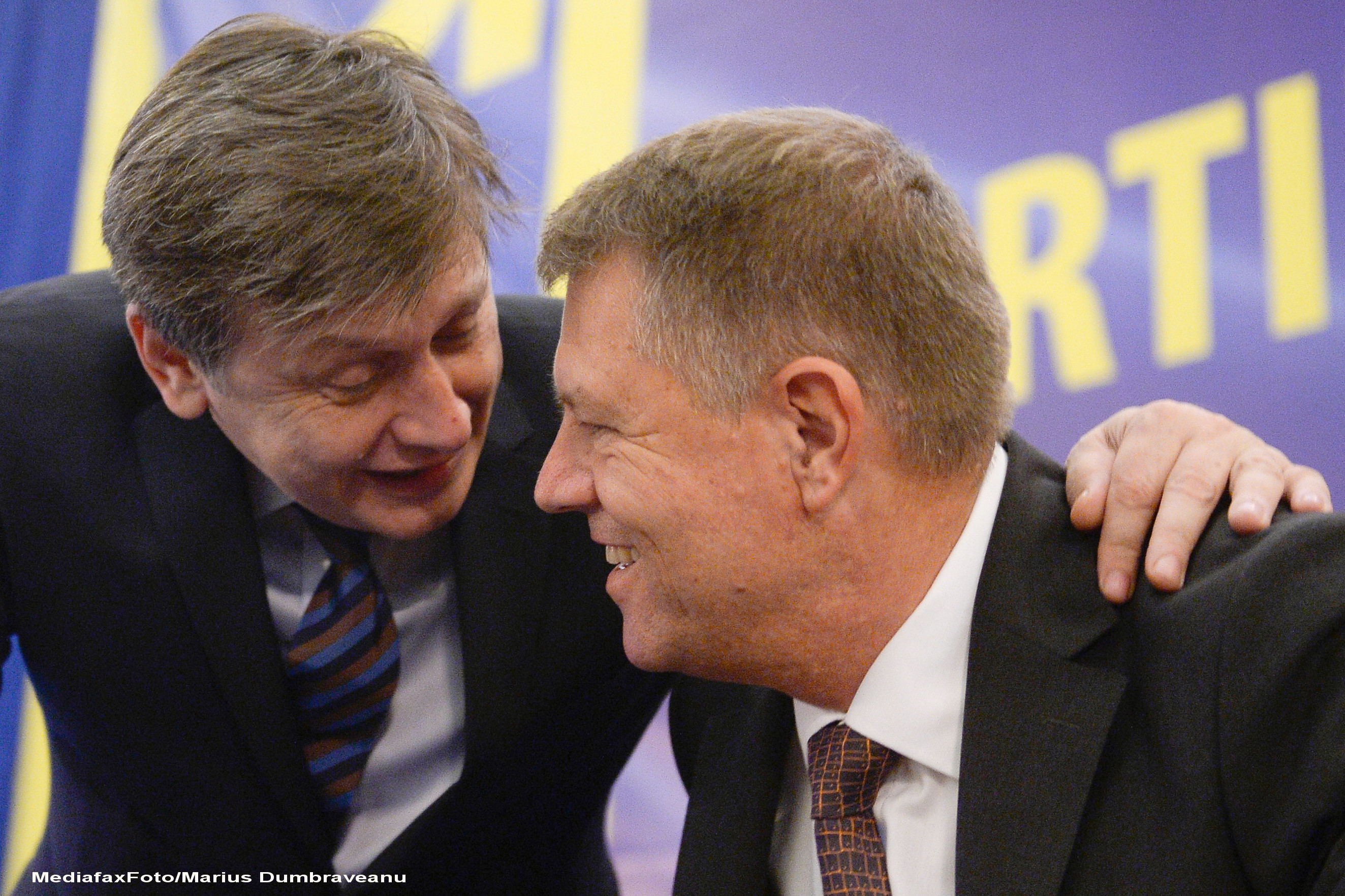 Crin Antonescu, despre omul pe care l-a lansat in PNL, Klaus Iohannis: "O sa vad daca il votez sau nu"