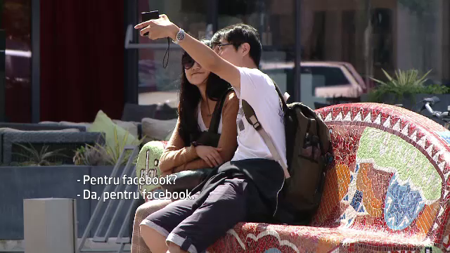 "Canapeaua de socializare" sau "coltul boem", noile atractii care ii incanta pe turistii din Timisoara ori Brasov