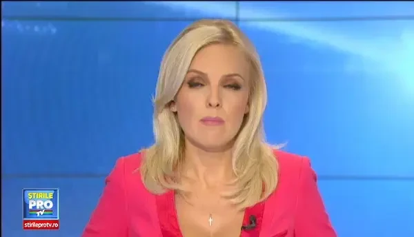 Furat de viteza. Un interlop din Craiova a intrat cu bolidul de 300.000 de euro intr-un taxi si a ranit o adolescenta