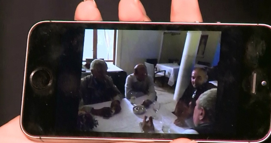 Ultima petrecere organizata de Traian Basescu la vila Neptun. Presedintele si-a revazut fostii colegi de la Academia Navala