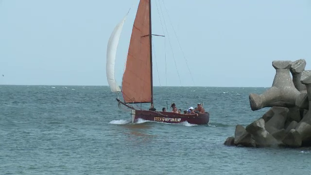 Statiunea Neptun, eclipsata de Mamaia. Contraoferta hotelierilor ca sa atraga turistii: sejururi de la 1000 de lei de familie
