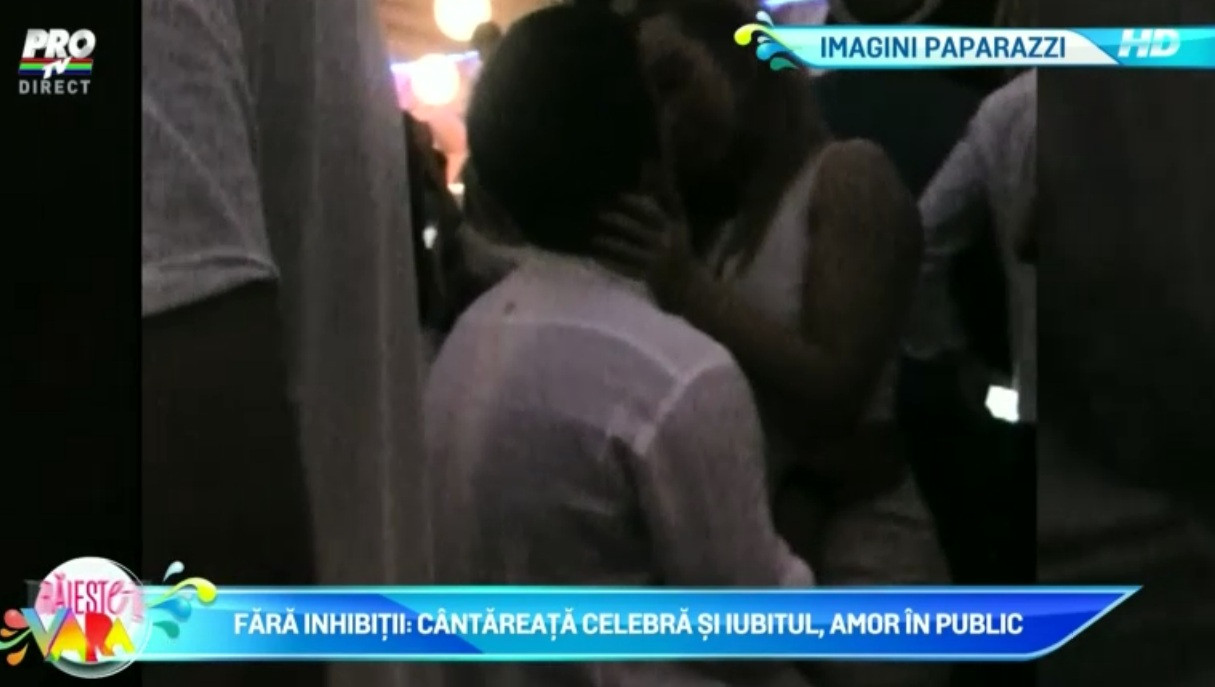 Imagini fierbinti pe litoral. Barbatul misterios alaturi de care a fost surprinsa Xonia, intr-un club din Mamaia