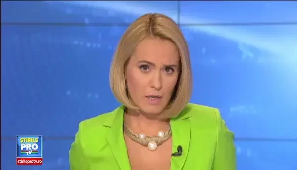 Pilotul avionului care s-a prabusit in Maramures a fost inmormantat. Singurul supravietuitor poate dezlega misterul tragediei