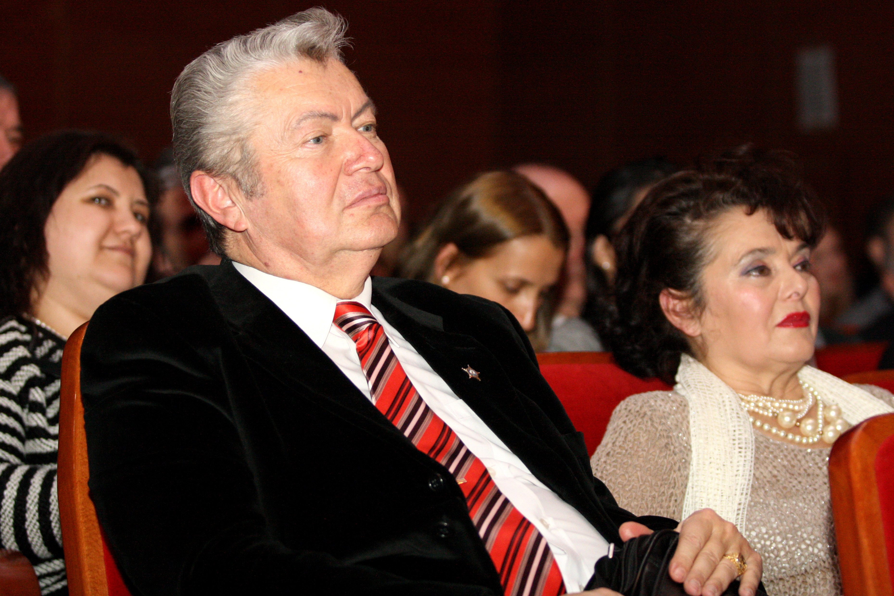 Starea lui Gheorghe Turda este stabila. Artistul si-a petrecut noaptea la Spitalul Floreasca dupa atacul cerebral