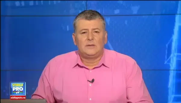 S-au trezit a doua oara intr-o luna cu TIR-ul in casa. O familie din Arad crede ca si-a ridicat locuinta pe un loc blestemat