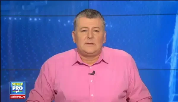 Imagini camera de supraveghere. Un sofer de autobuz fumeaza marijuana si adoarme la volan