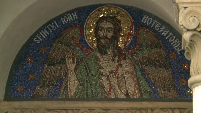 Nu s-au consumat alimente rotunde si nu s-a folosit cutitul. Traditiile tinute de Taierea Capului Sfantului Ioan Botezatorul