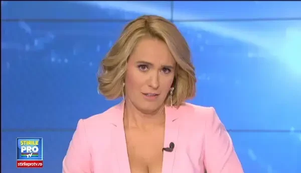 Costa de doua ori mai mult, dar respecta tendintele. Rechizitele imprimate cu personajele din Frozen, noua moda in 2014