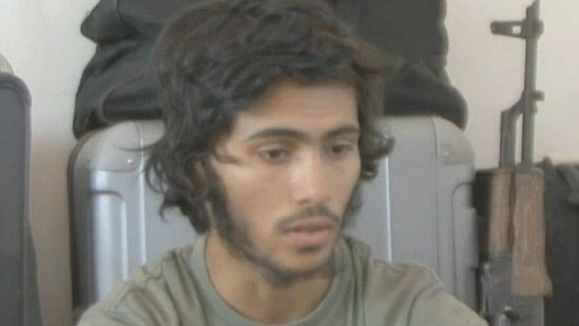 S-a nascut crestina si a ajuns pe lista celor mai cautati teroristi la 22 de ani. Cum a ajuns Dare o "celebritate jihadista"