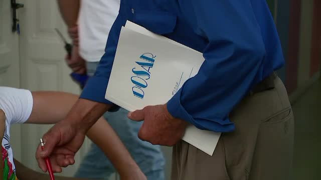 10.000 de euro pentru 5 diplome de BAC. Inspectoarea ISJ Cluj a fost arestata preventiv pentru trafic de influenta